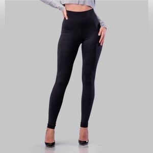 Black scrunch leggings ByEgreis